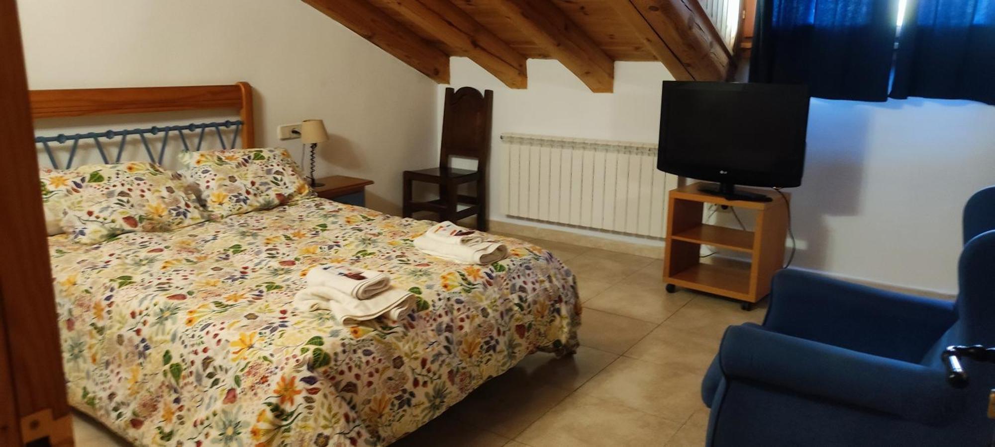 Altogredos Hotel Rural Y Apartamentos Turisticos Ойос-дель-Эспино Экстерьер фото