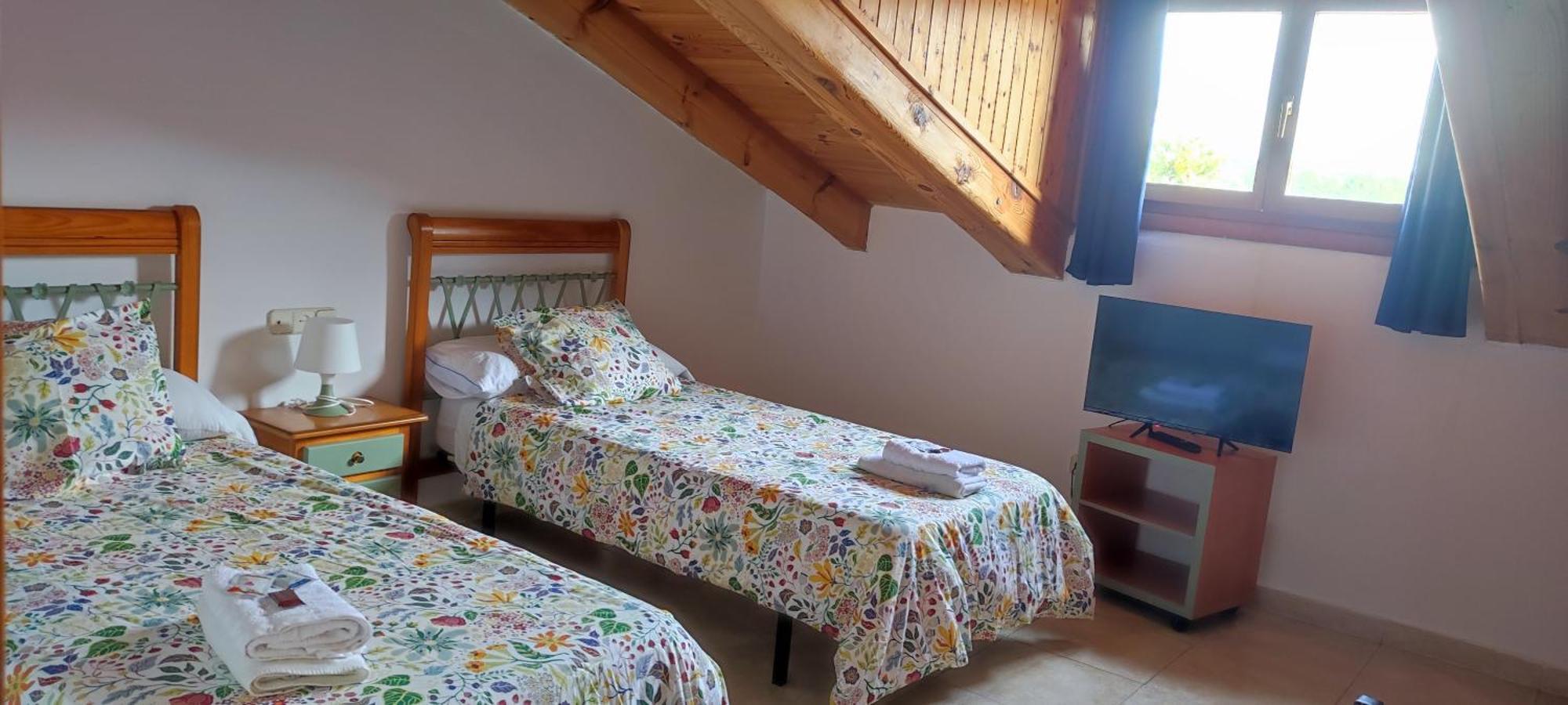 Altogredos Hotel Rural Y Apartamentos Turisticos Ойос-дель-Эспино Экстерьер фото