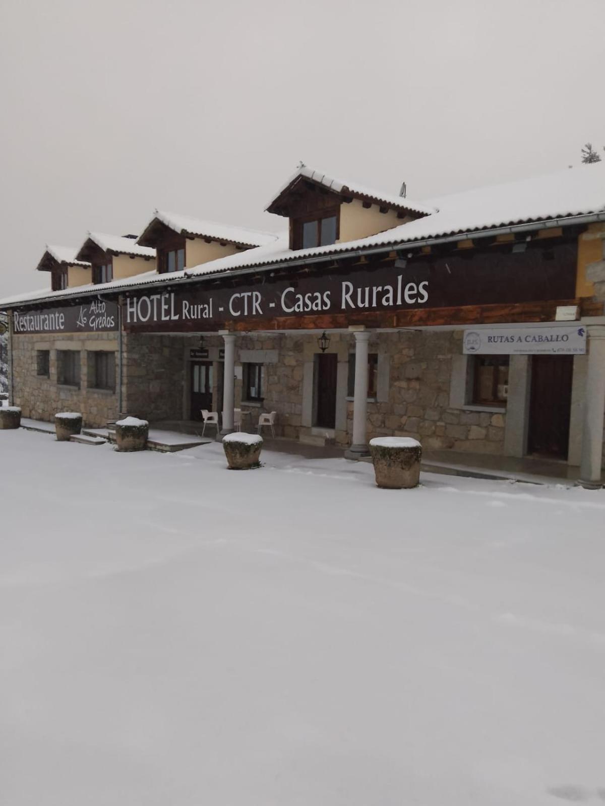 Altogredos Hotel Rural Y Apartamentos Turisticos Ойос-дель-Эспино Экстерьер фото