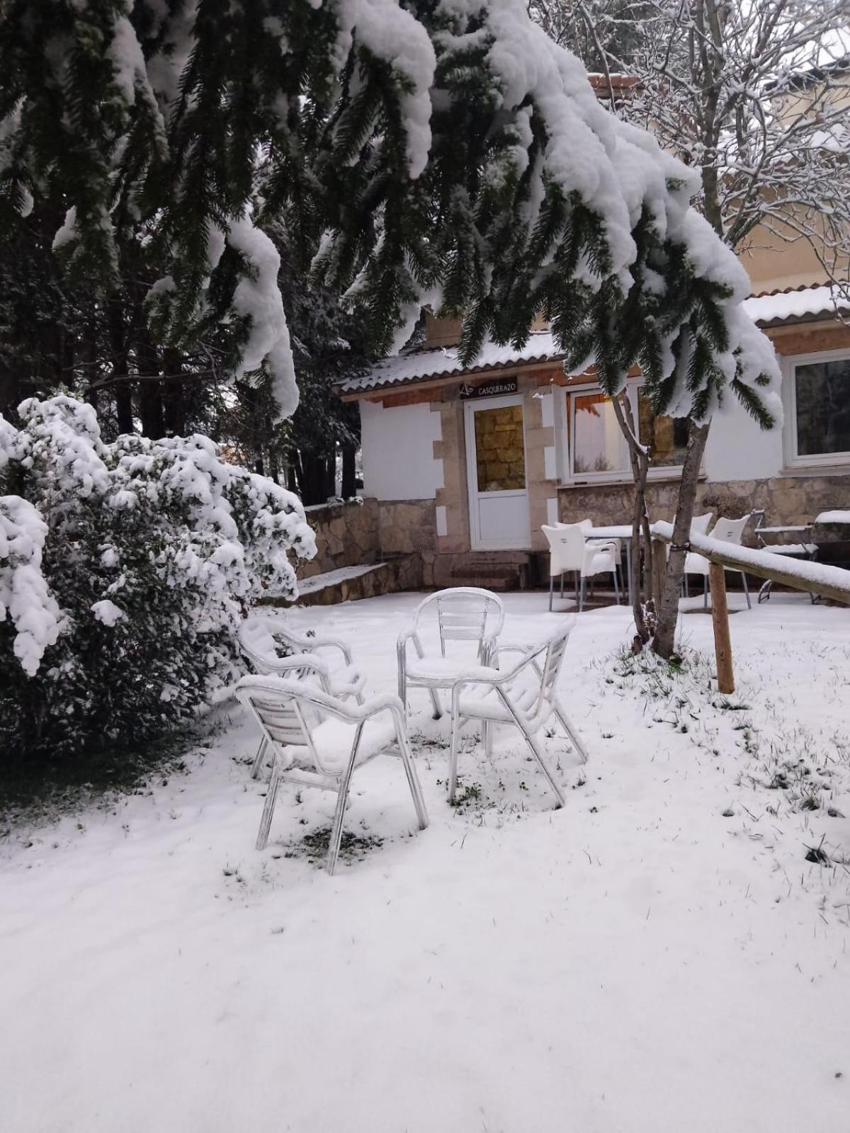 Altogredos Hotel Rural Y Apartamentos Turisticos Ойос-дель-Эспино Экстерьер фото